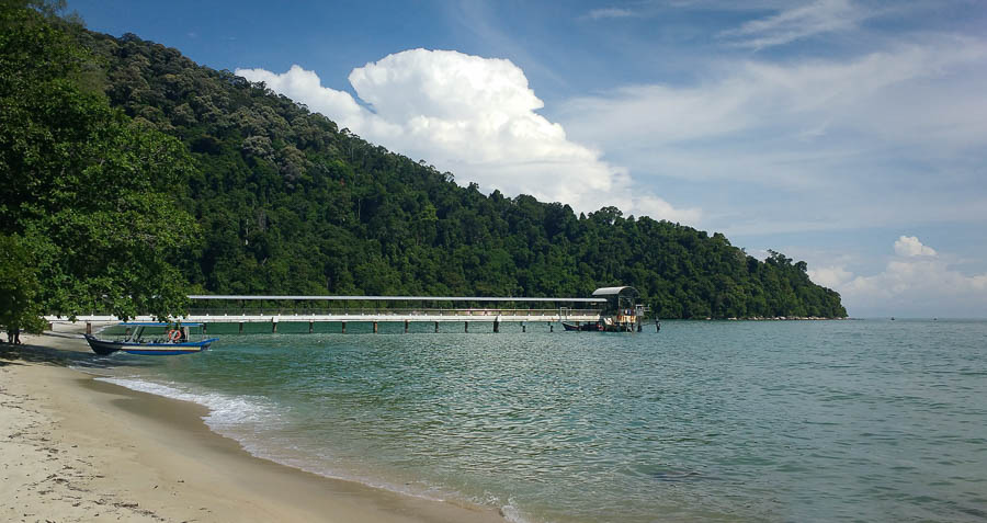 Viaje Sudeste Asiático. Teluk Ailing. Una de las playas del Parque Nacional de Penang.