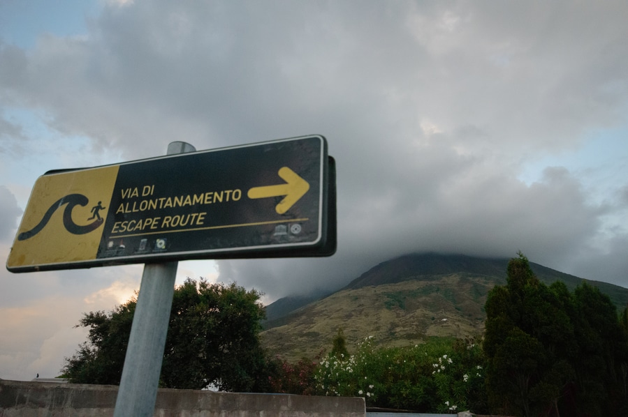 Poster Escape road in case of earthquake Stromboli Sicily Italy cheap accommodation in stromboli in one day