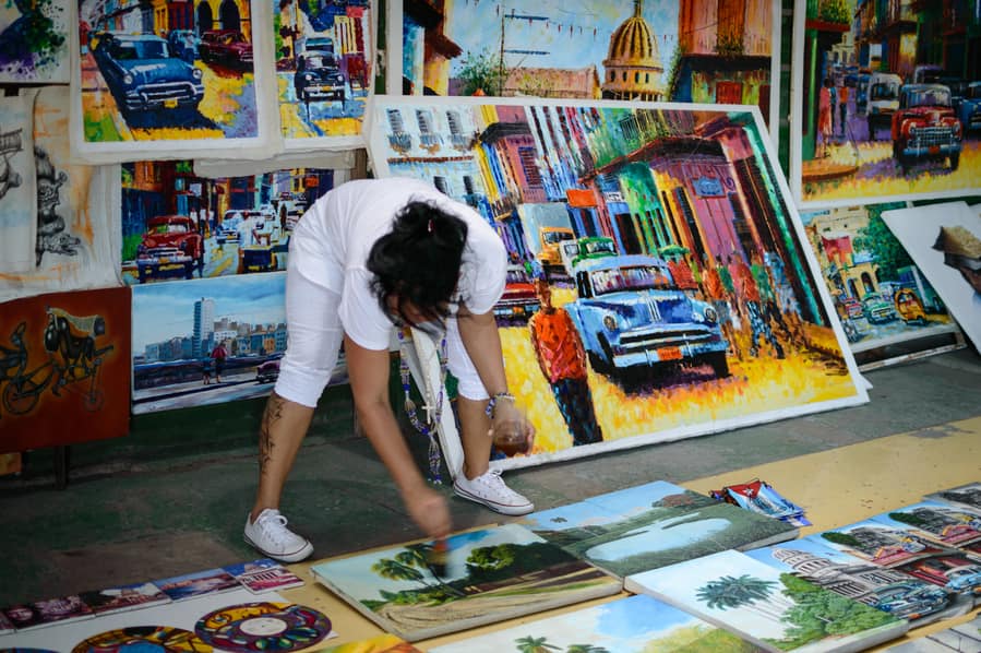 San José Artisans Mall la Habana Cuba. Top things to do in Havana.