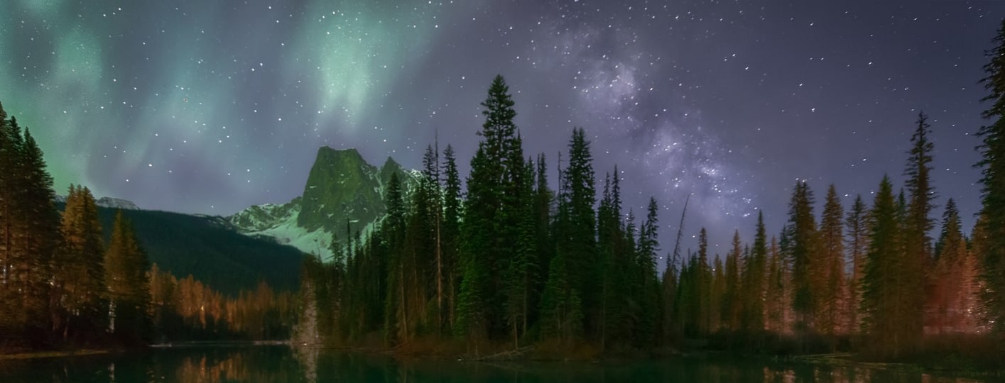 how to see the northern lights in canada