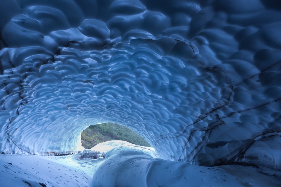 cueva de hielo kamchatka viaje fotografico mejores ofertas