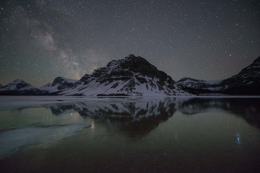 Fotografia Bow Lake noche via Láctea tecnicas de reduccion de ruido digital