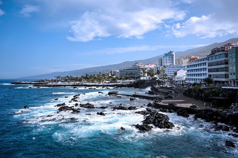 Puerto de la Cruz, a good accommodation in Tenerife, Canary Islands