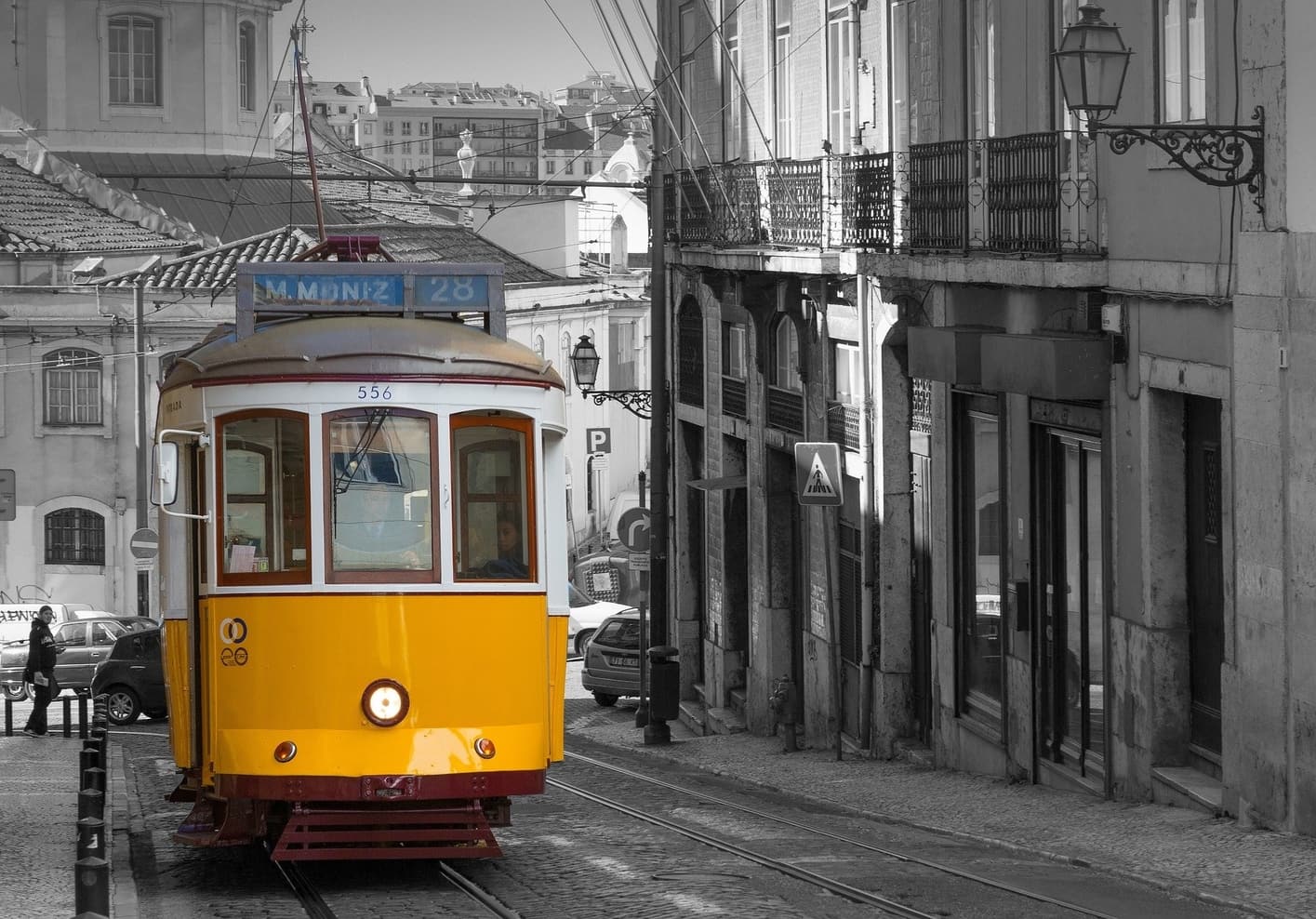 Subir al Tranvía 28, algo que hacer en Lisboa