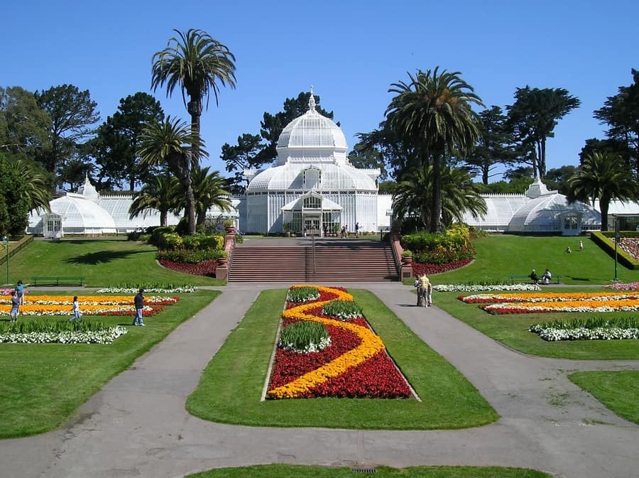 Conservatory of Flowers, beautiful gardens to visit in SF
