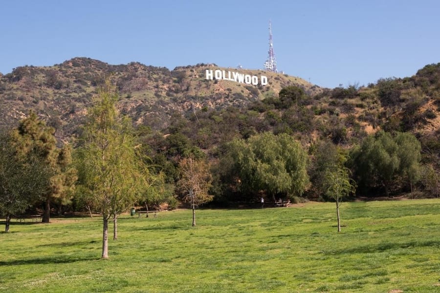Lake Hollywood Park, a recommended park to go in Los Angeles