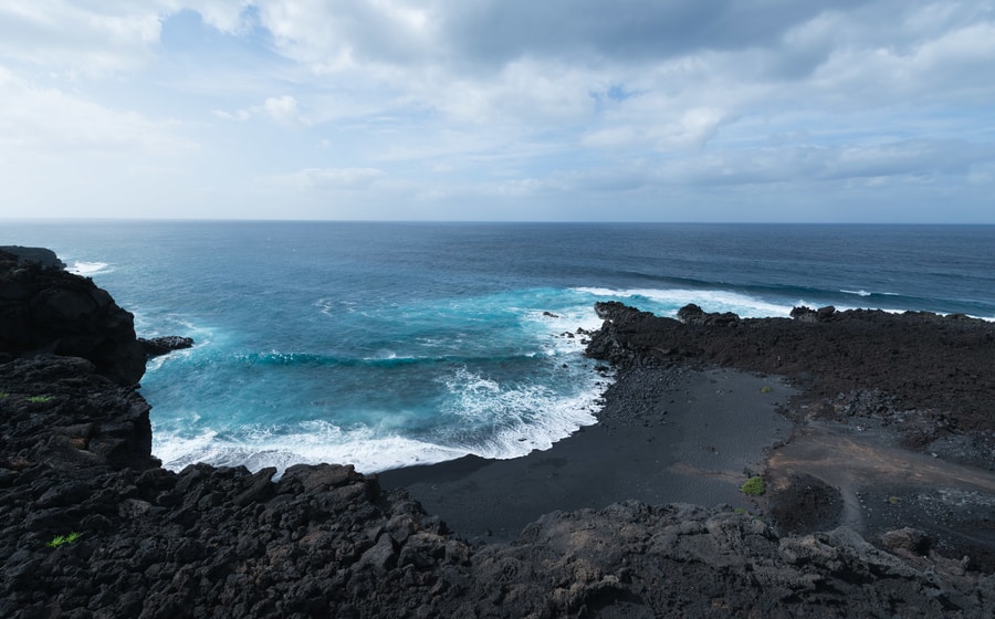 Hiking route in El Golfo, one of the best hiking routes in Lanzarote