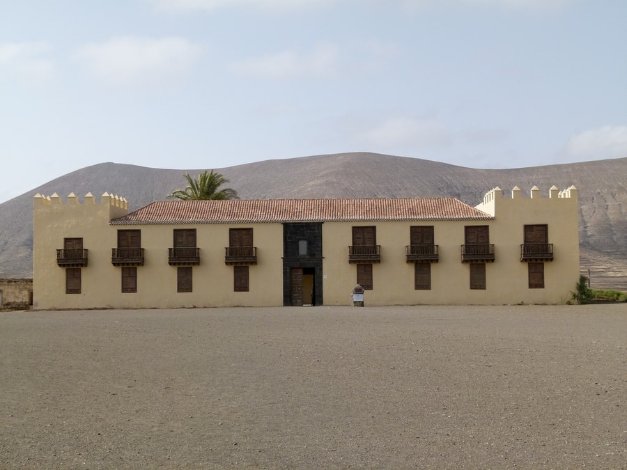 isla de Fuerteventura que ver casa de los coroneles
