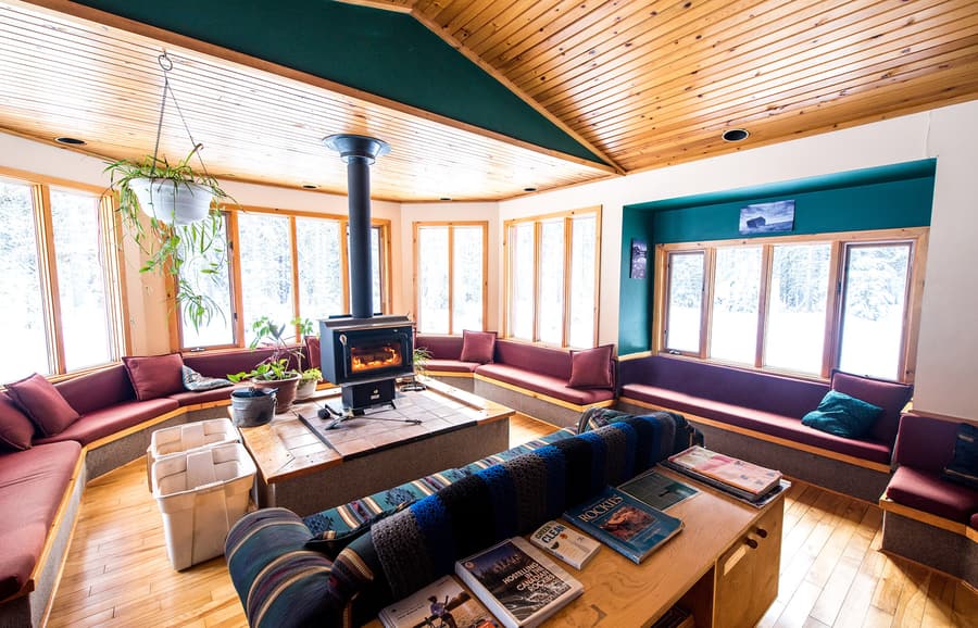 HI-Castle Mountain Hostel, hostales en Banff que recomiendo HI-Castle Mountain Hostel, dormir en una cadena hotelera de Banff