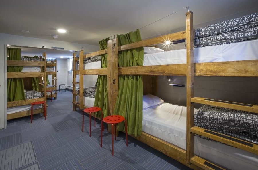 Jasper Downtown Hostel, cheap hotel in Jasper National Park