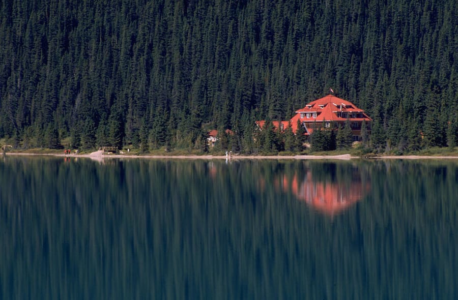 Num-Ti-Jah Lodge, cabañas donde alojarse en Banff Num-Ti-Jah Lodge, dormir en una cabaña en Banff
