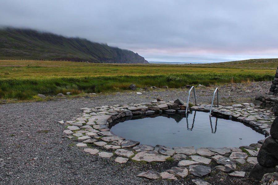 Grettislaug, hot pools Iceland Grettislaug, thermal pools in Iceland