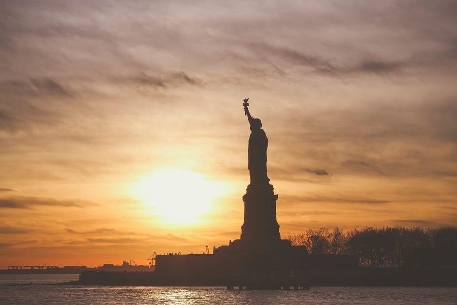 Sunset cruise, fun date ideas new york city