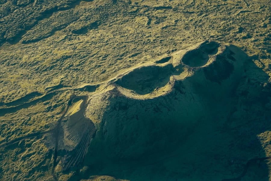 The best Iceland volcano tours helicopter