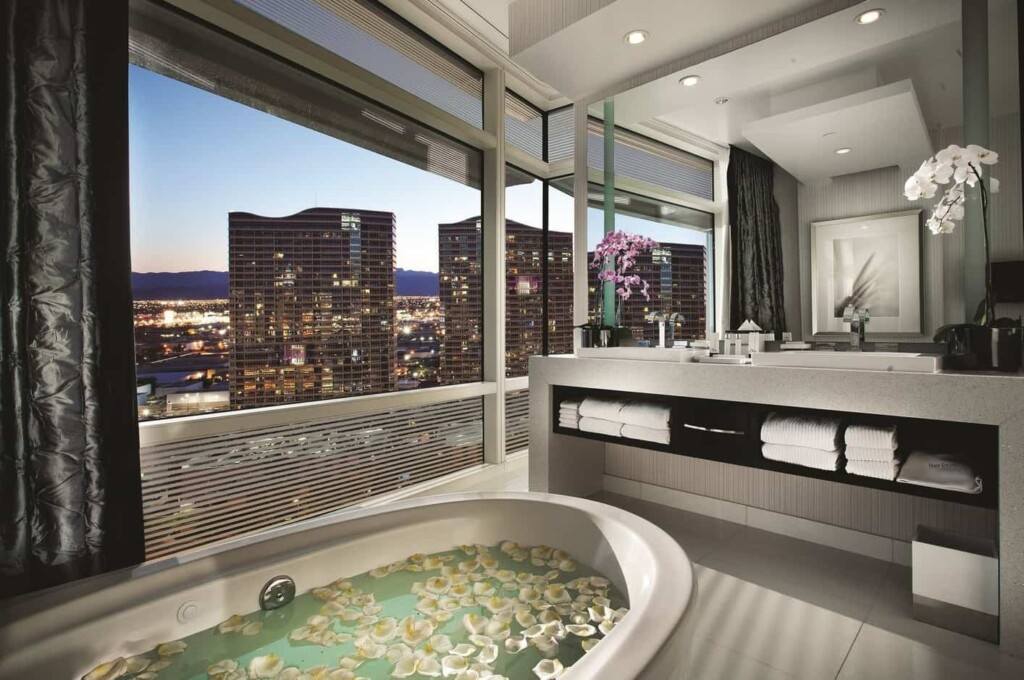 7. ARIA Resort & Casino , one of the best hotels in Vegas with jacuzzi suites