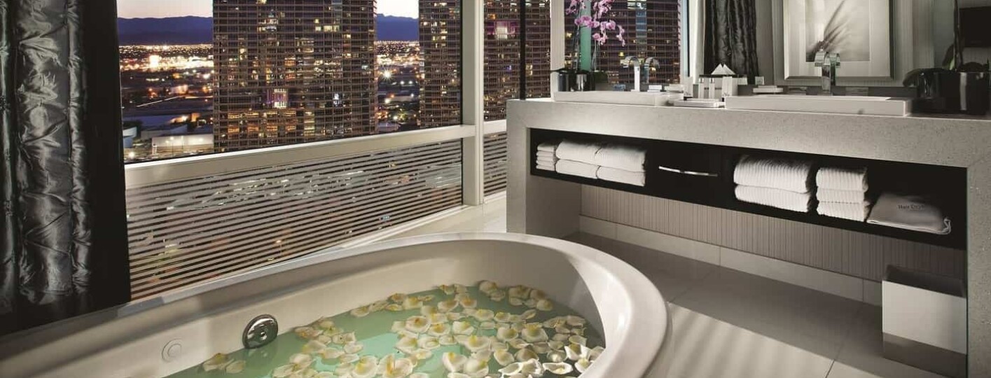 Las Vegas Hotels With In Room Jacuzzi Tubs, Big Jacuzzi Bathtub Hotel