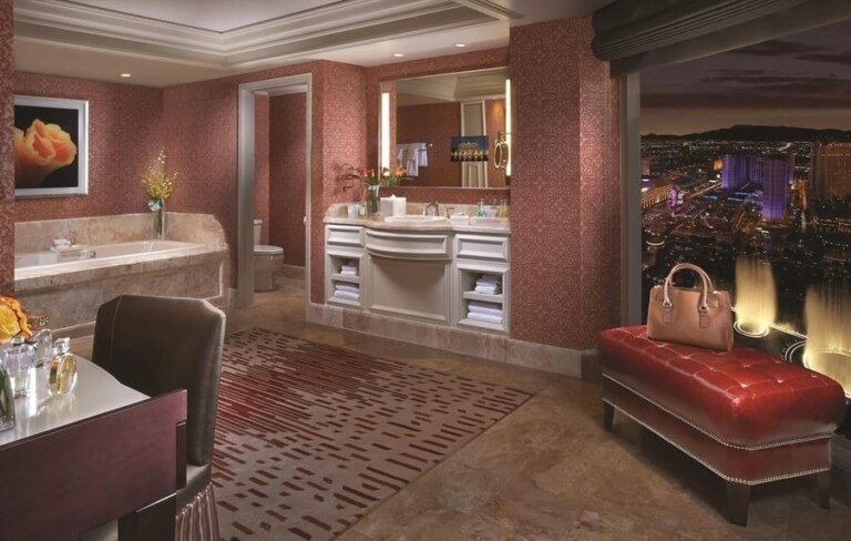 10 Best Las Vegas Hotels With In Room Jacuzzi Tubs In 2022   Bellagio Las Vegas Hotels With Jacuzzi 768x488 