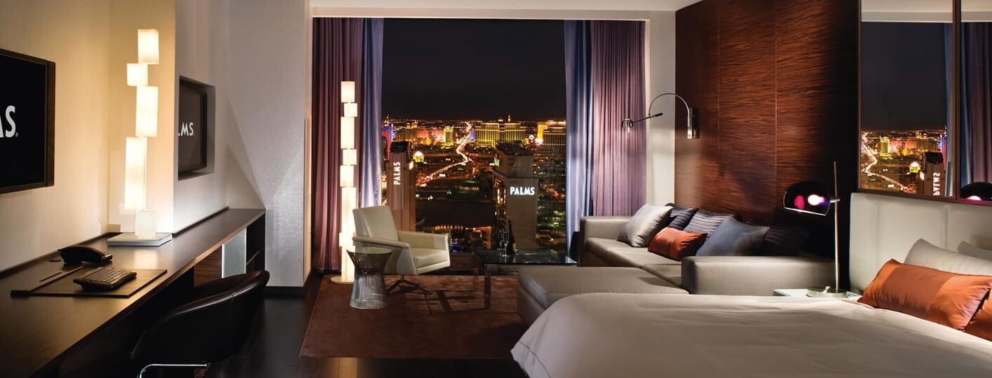 Palms Place, Vegas hotel with balcony