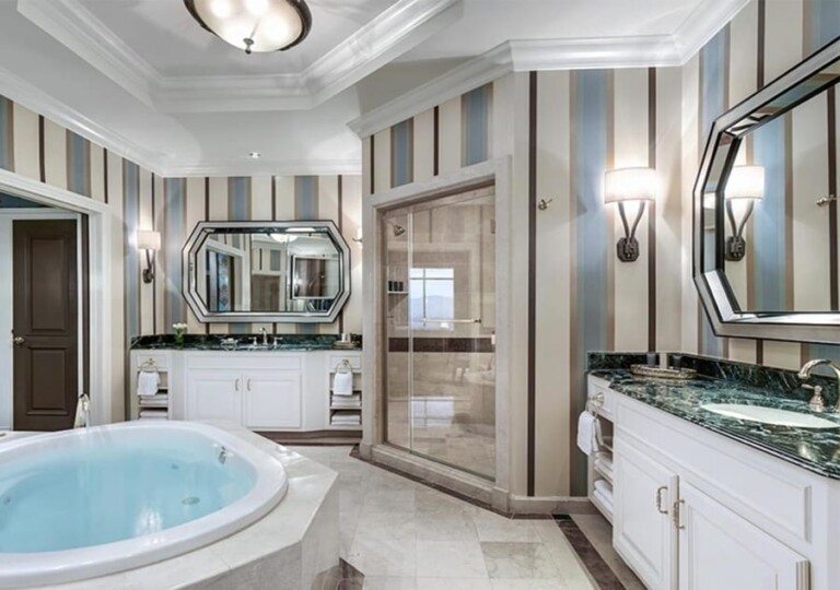 10 Best Las Vegas Hotels with InRoom Jacuzzi Tubs in 2022