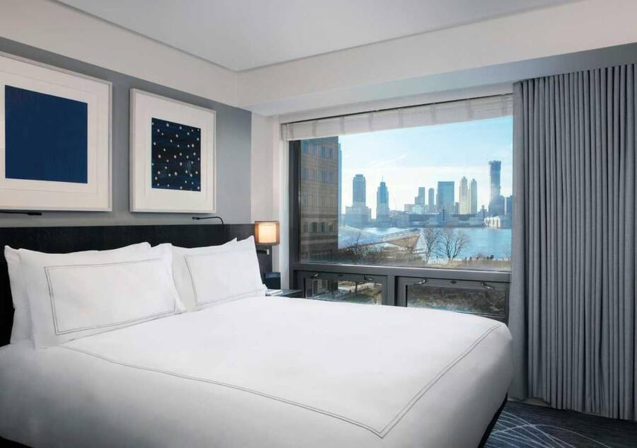 Conrad New York Downtown, best hotels in downtown new york city