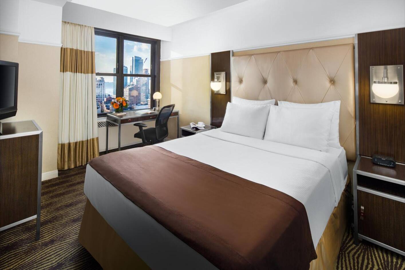 The New Yorker, affordable hotels in manhattan