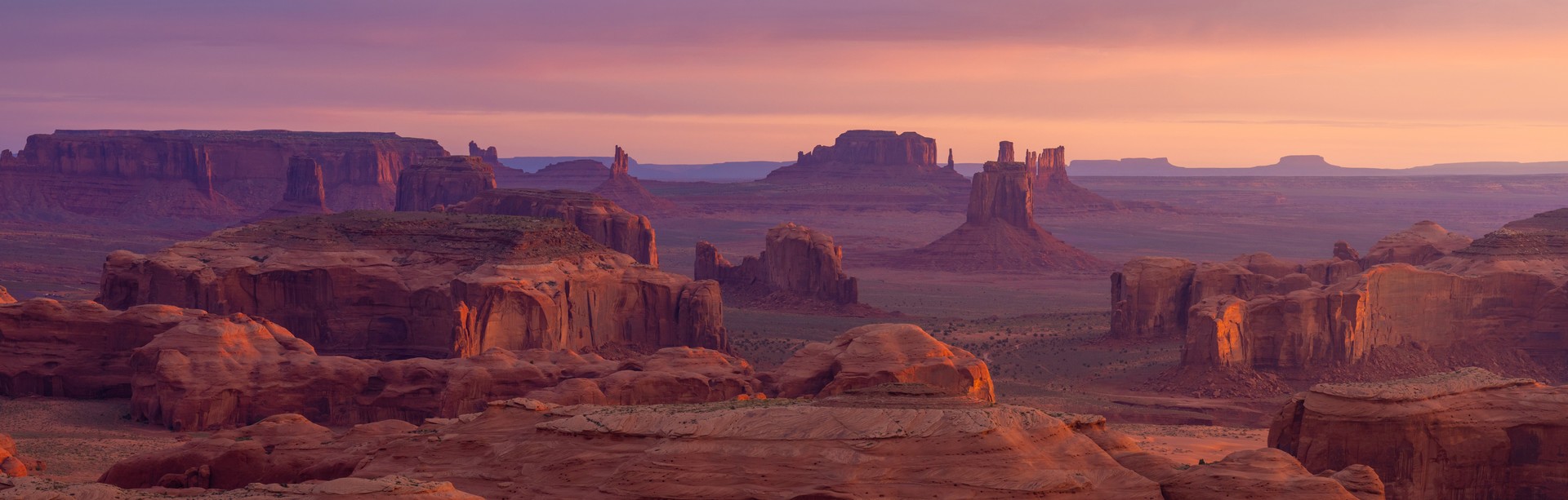 Sunset photography in Monument Valley