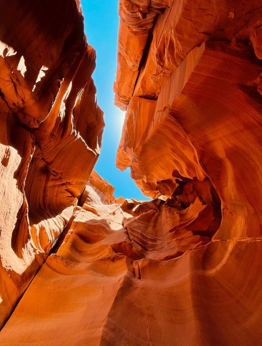 Stairs to the canyon, antelope canyon hike