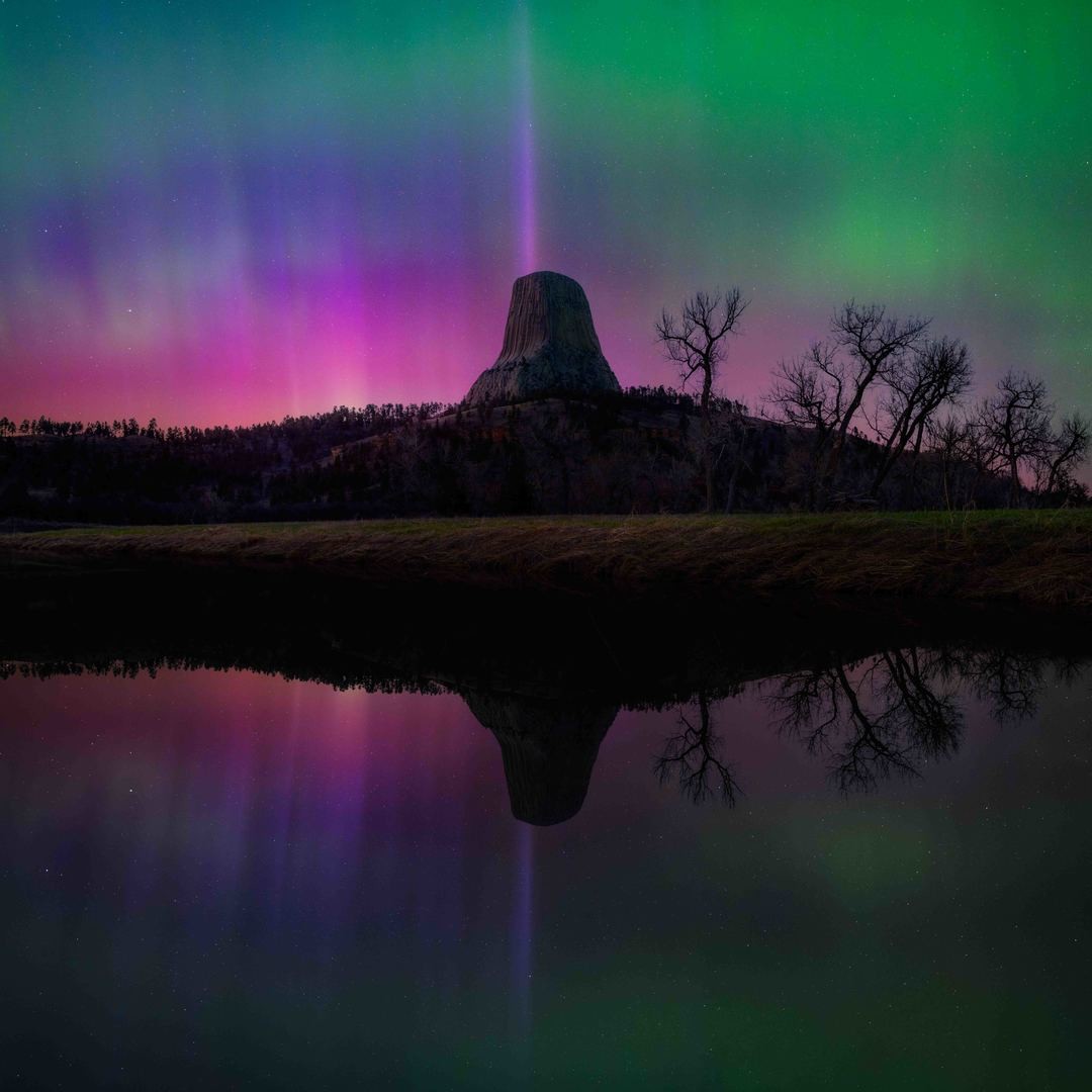 Northern Lights in Wyoming Northern Lights fill the sky at Devil's Tower in Wyoming