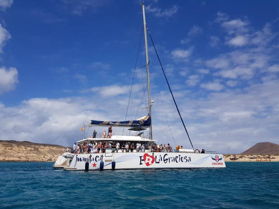La Graciosa boat, ferries from lanzarote to la graciosa