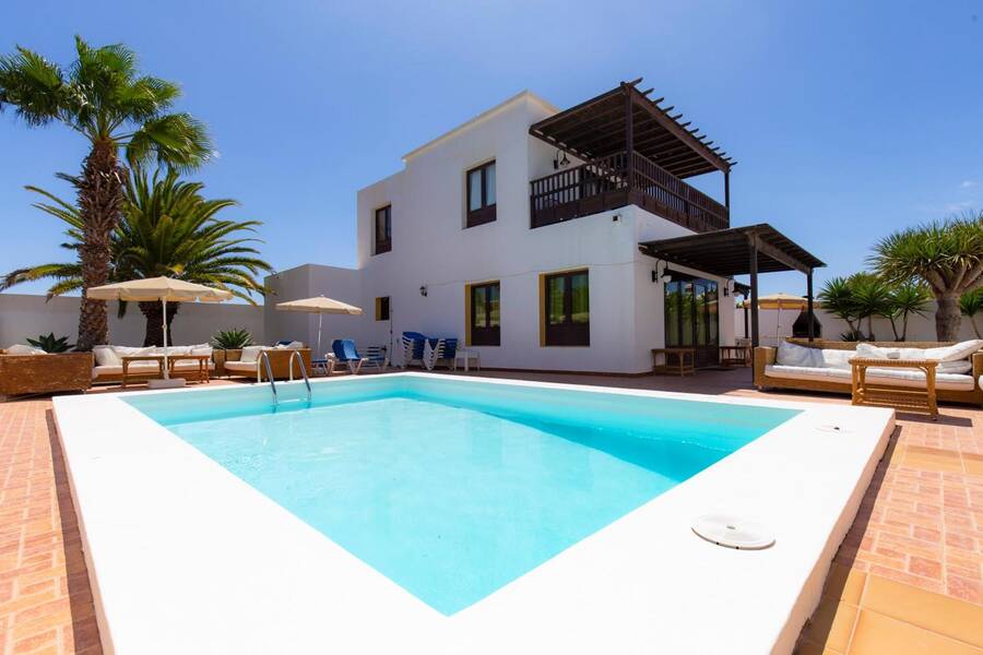 Villas Reina, unas villas en Lanzarote un alquiler de villas lanzarote baratas con piscina privada