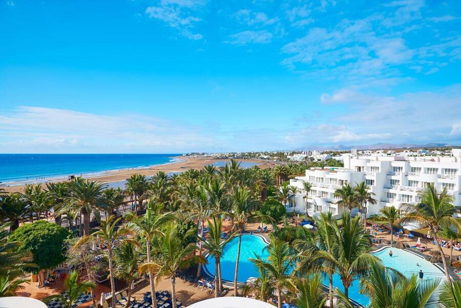 Hipotels La Geria, un hospedaje barato en Lanzarote con piscina